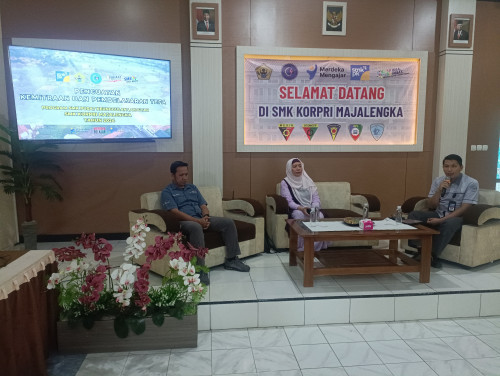 Workshop Pembelajaran Teaching Factory di SMK KORPRI Majalengka