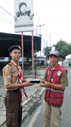 Rantang Pramuka SMK KORPRI Wujud Kepedulian Pada Sesama