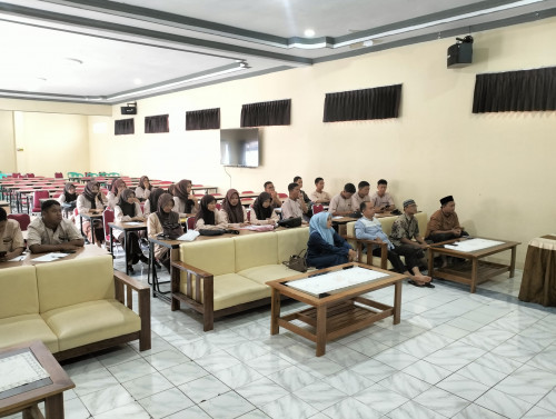 SMK KORPRI Majalengka mengikuti upacara pembukaan SmartTren Ramadan 2025  secara daring