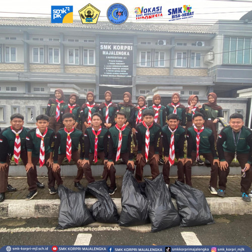SMK KORPRI Majalengka Melaksanakan Program Gerakan Kebersihan 