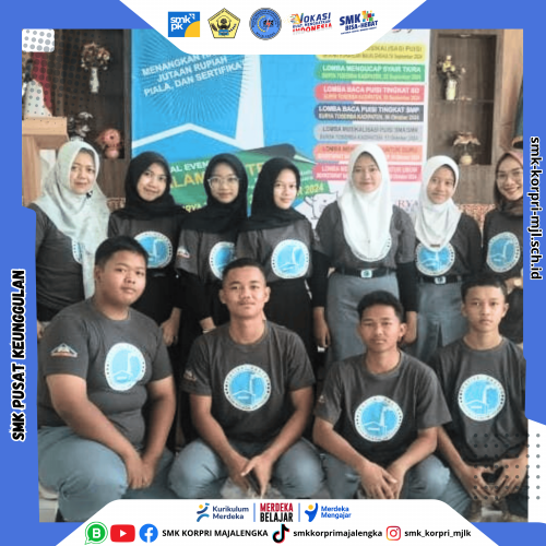 Gabungan Ekstrakurikuler mengikuti Workshop Musikalisasi Puisi